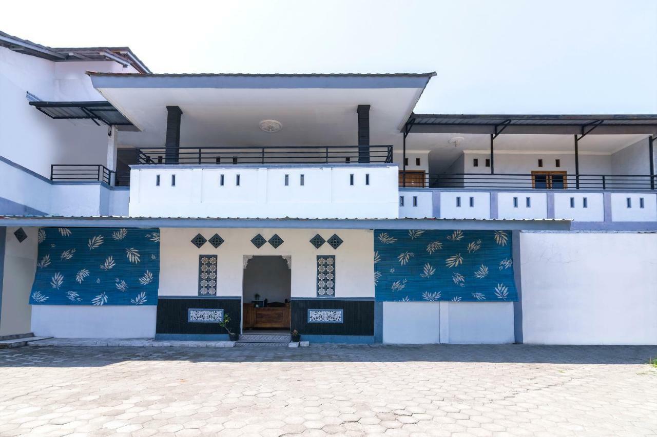 Oyo 857 Pakuncen Malioboro Syariah Hotel Yogyakarta Buitenkant foto